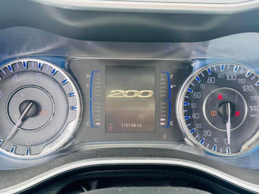 2016 Chrysler 200