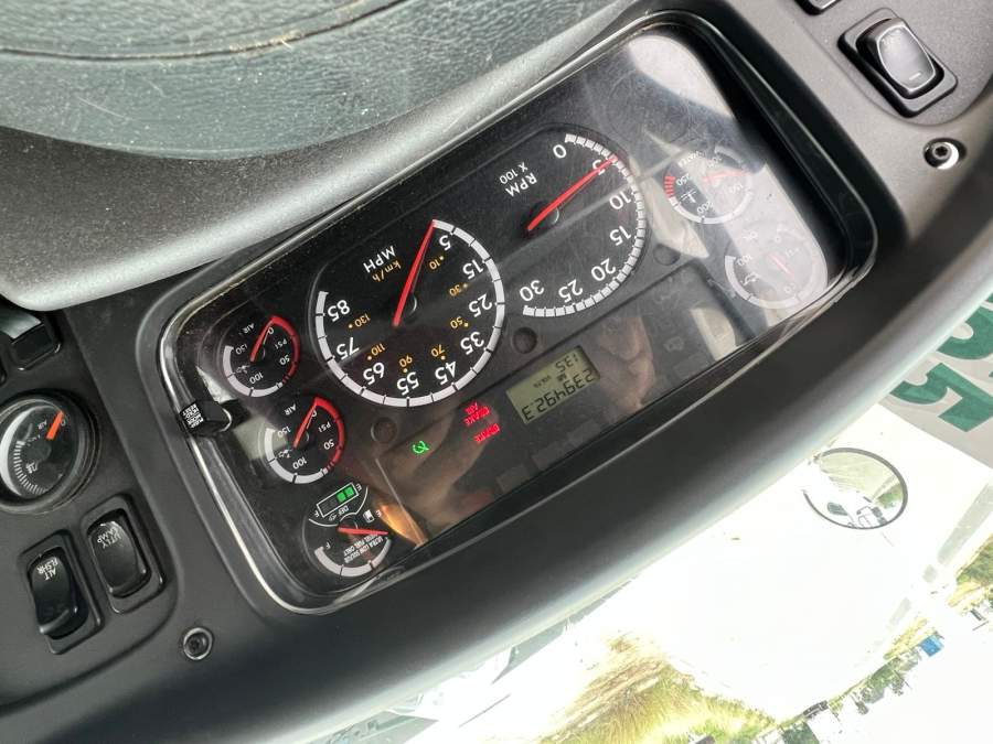 2016 Freightliner 114SD