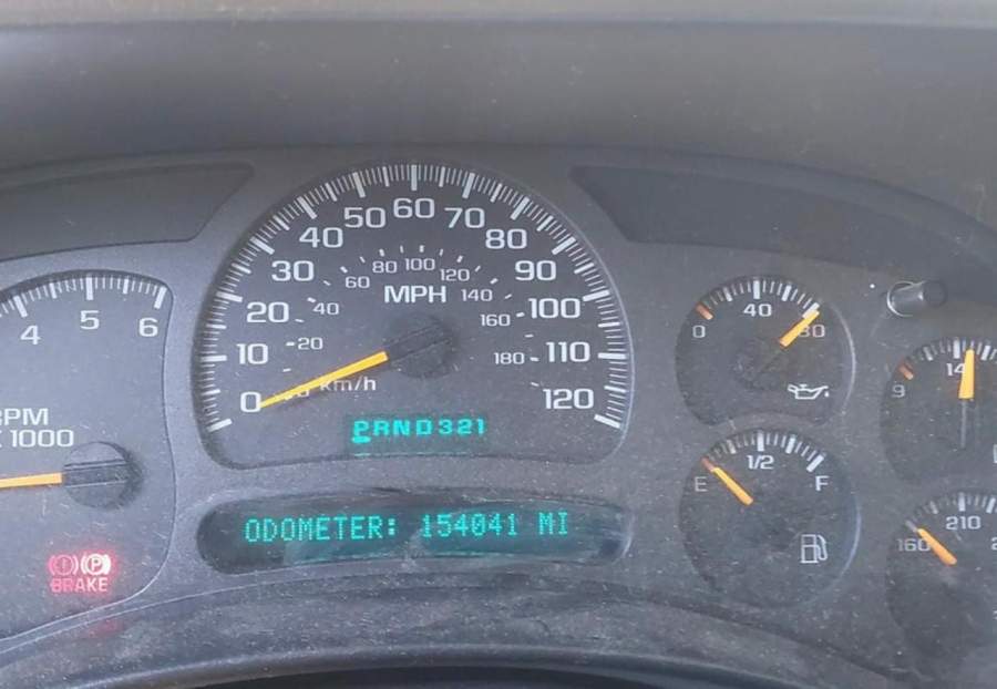 2003 Chevrolet Silverado 1500 Base / LS
