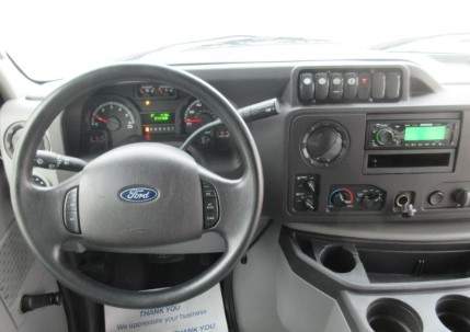 2017 Ford E350