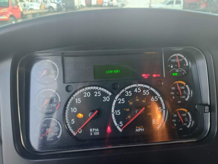 2019 Freightliner M2