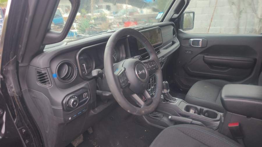 2024 Jeep Wrangler