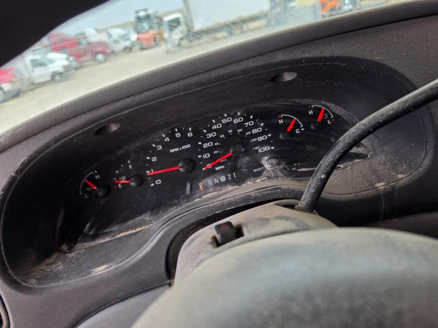 2004 Ford E-450