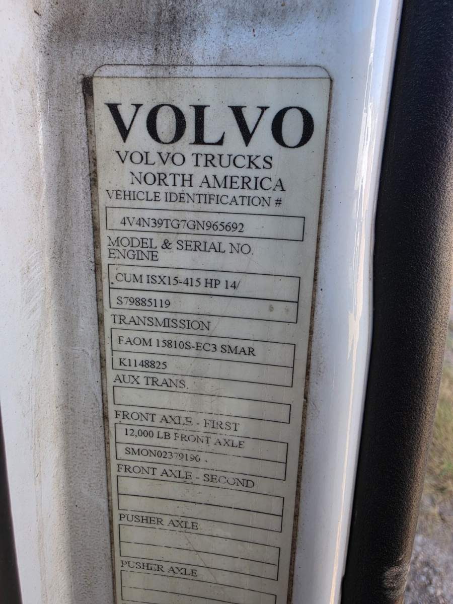 2016 Volvo Truck VNL