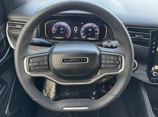 2022 Jeep Wagoneer