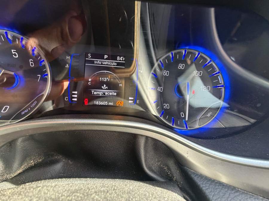 2020 Chrysler Pacifica Launch Edition / Touring