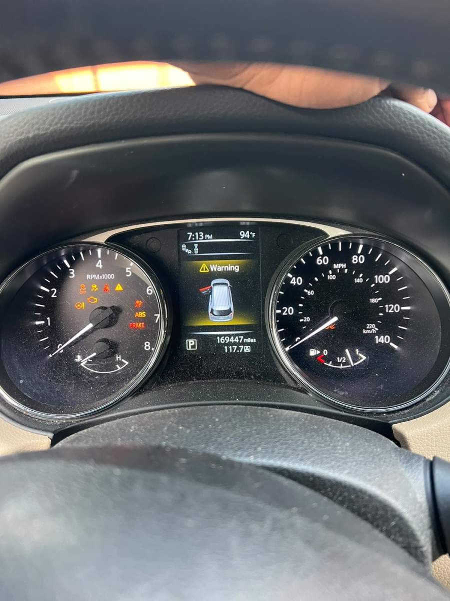 2016 Nissan Rogue S