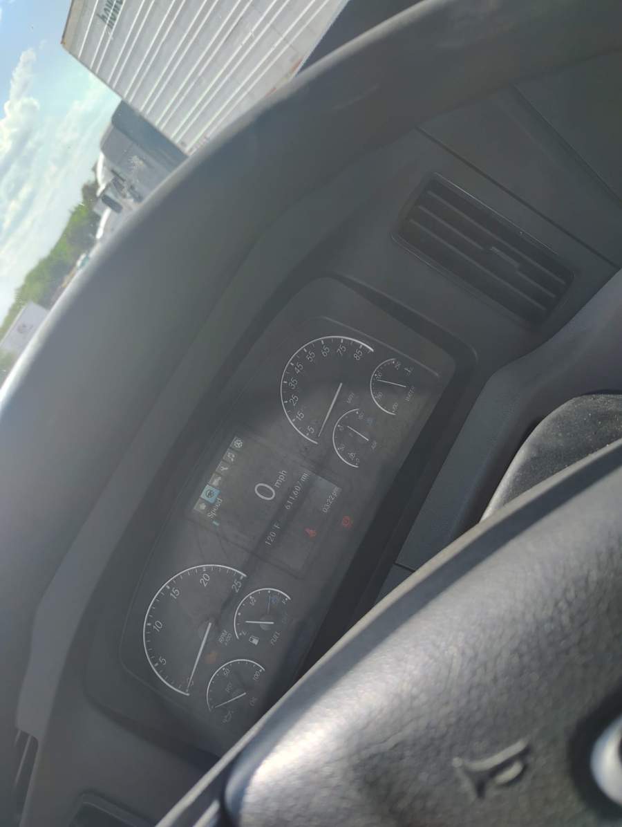 2019 Freightliner CASCADIA