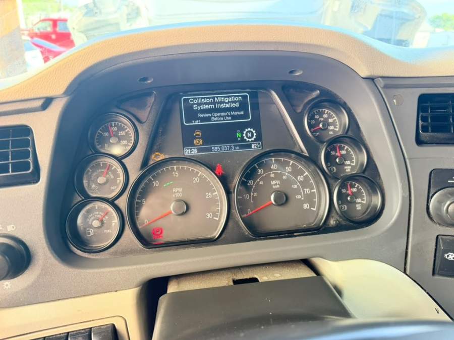 2020 Peterbilt 579