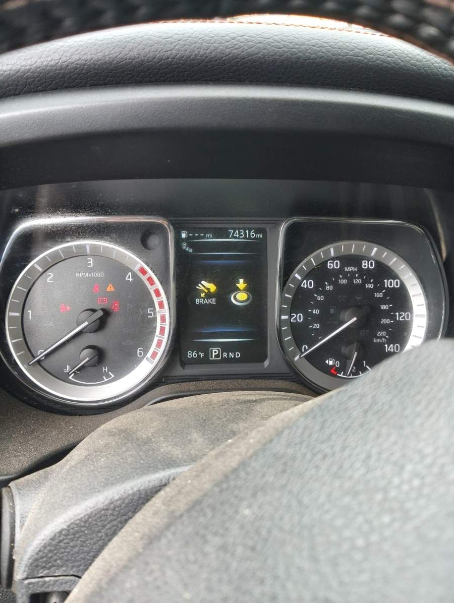 2016 Nissan Titan